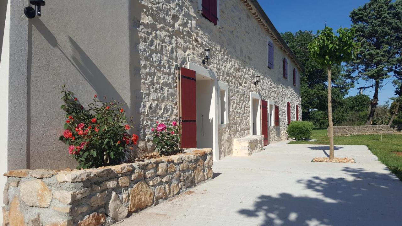 Gite "Le Couchant" Gras Esterno foto